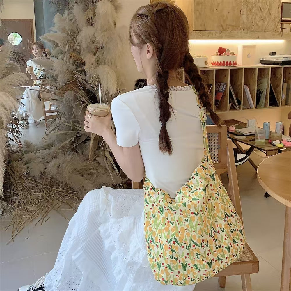 Western-style fashionable diagonal straddle bag, large capacity single-shoulder shopping bag, fashionable canvas bag