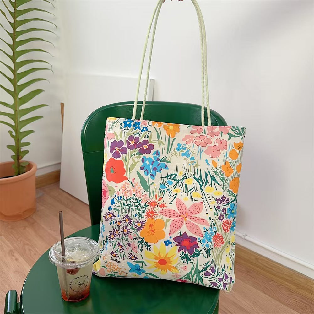 Korean style new flower canvas bag, student retro large-capacity play vacation handbag, shoulder bag
