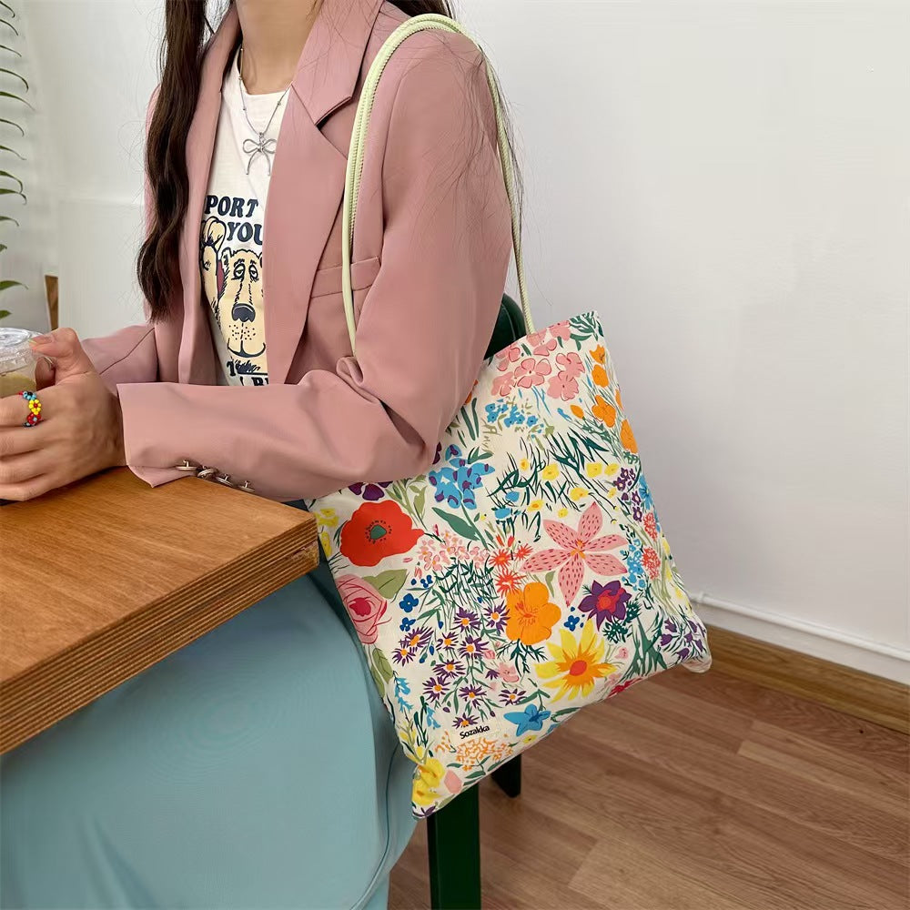 Korean style new flower canvas bag, student retro large-capacity play vacation handbag, shoulder bag
